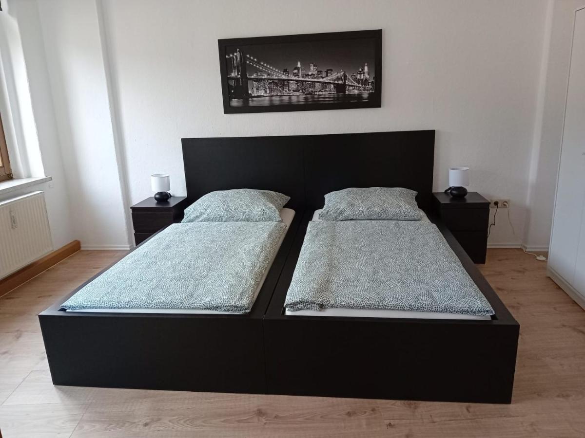 Zentral Und Ruhig In Auerbach Appartement Auerbach  Buitenkant foto